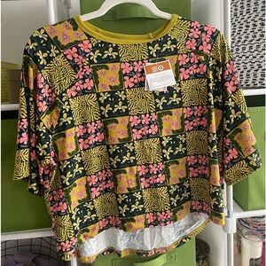 Bnwt Women’s Tee from the Latino Heritage Month Target Collection